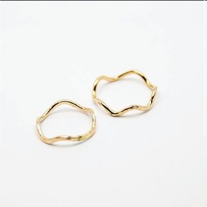 Wavy Gold Rings